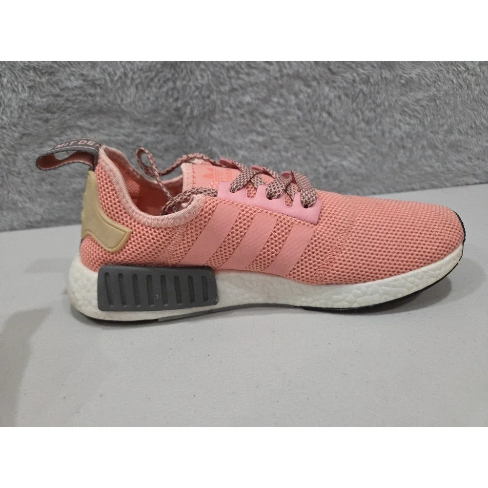 adidas R1 Vapour Pink/Light Onix BY3059 Size 7.5‎